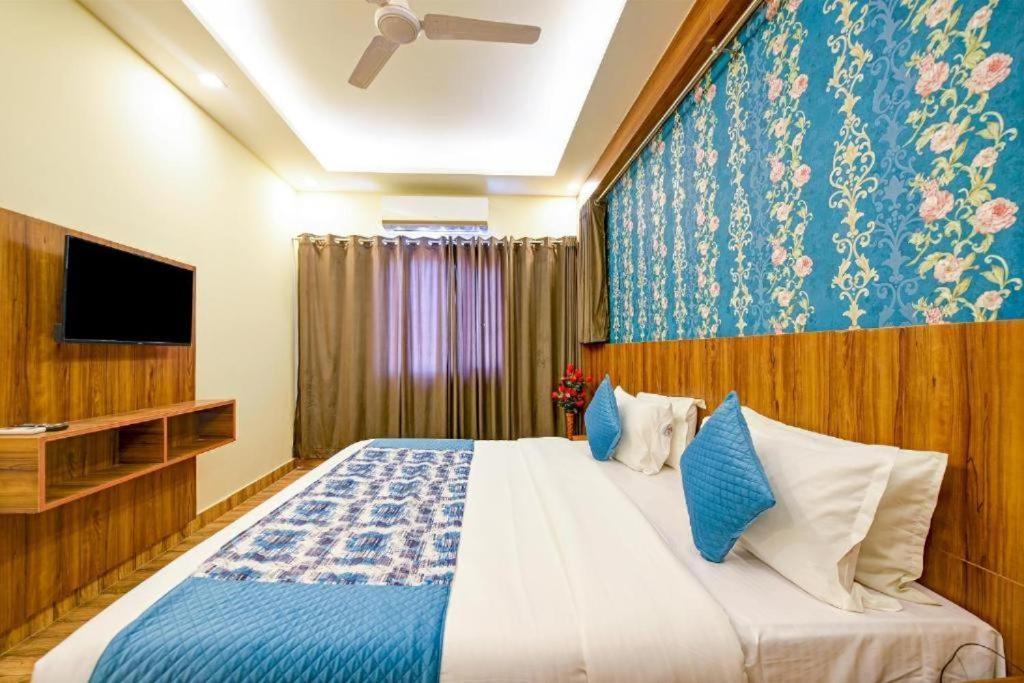 Hotel Rosewood Near Delhi Airport New Delhi Buitenkant foto